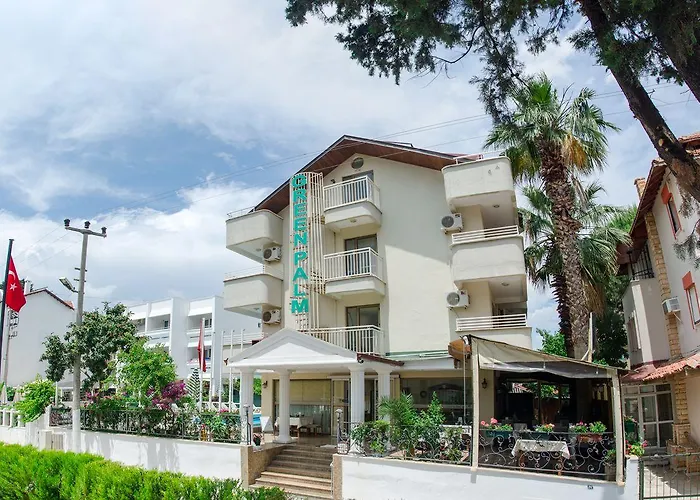 Palm Hotel 3*
