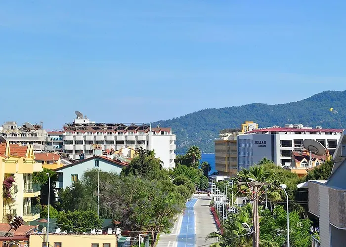 Hotel Palm 3*