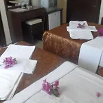 Palm 3* مرمريس